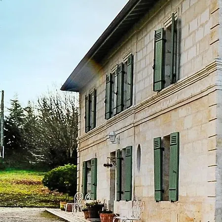 Le Clos Du - Chc לינה וארוחת בוקר 2*